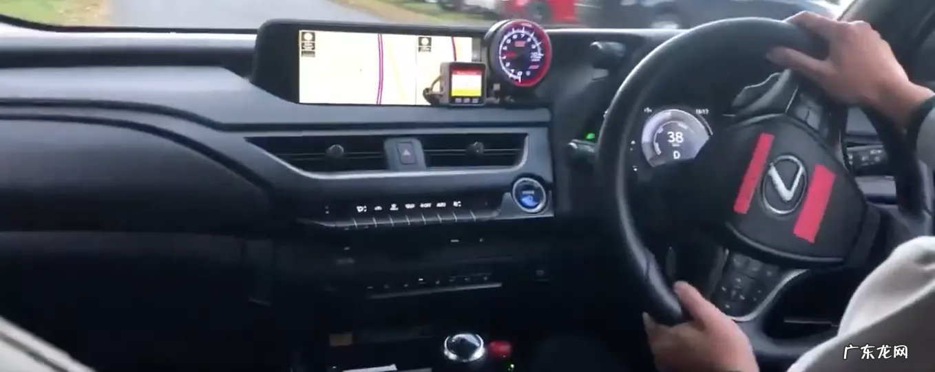 丰田“返祖”:纯电动上手动挡,还仅限豪华车