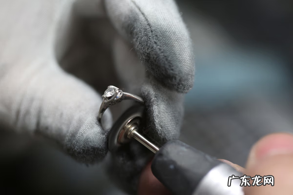 风水摆件坏了怎样处理 开光的饰品坏了怎么办