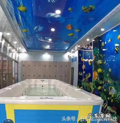 婴儿游泳馆游泳池图片 婴儿泳池设备