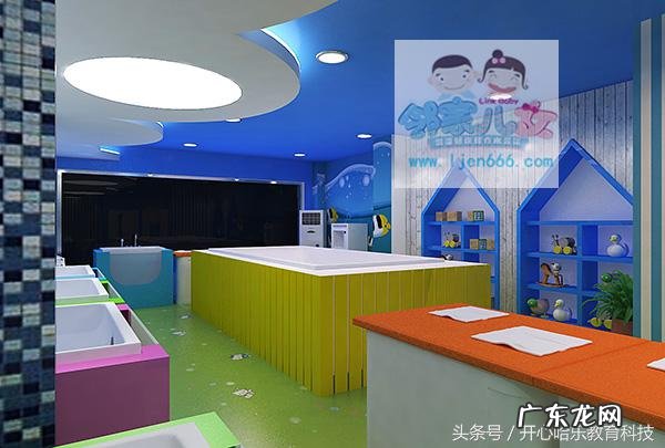 婴儿游泳馆游泳池图片 婴儿泳池设备