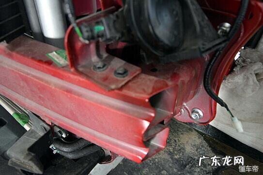 吉利远景暖风机怎么拆 吉利远景暖风水箱怎么拆