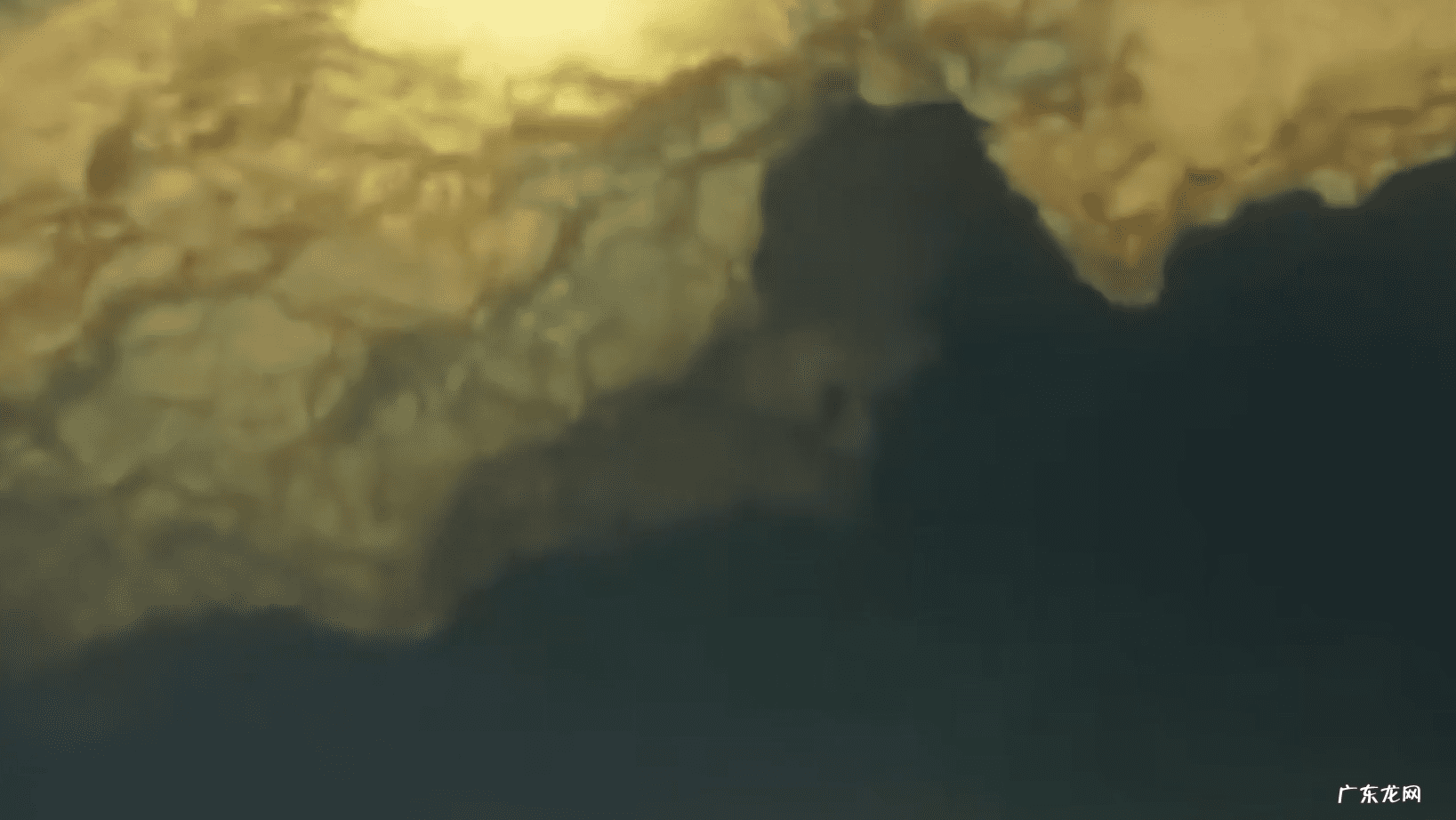 后山前水 后有高山前有深潭风水怎样