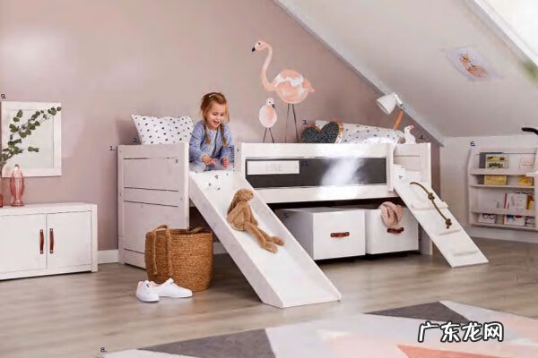女孩儿童床带滑梯 有滑梯的儿童床