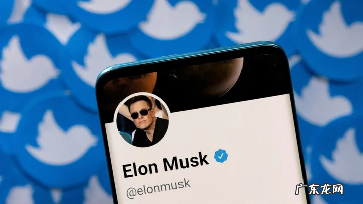 “推特下架 造手机”马斯克回应,网友拱火:只有你能打败iPhone