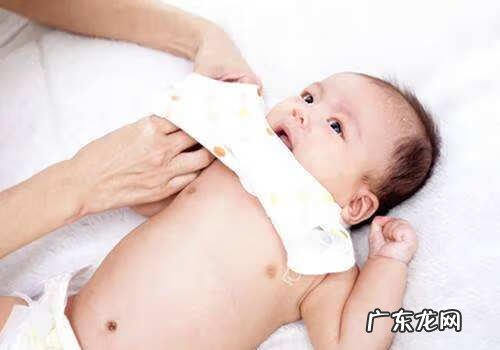 八个月宝宝第一次发烧怎么办 八个月宝宝发烧怎么办