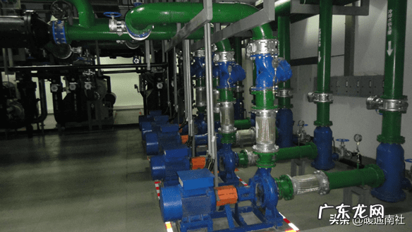 燃气管线安全间距 风管与水管间距