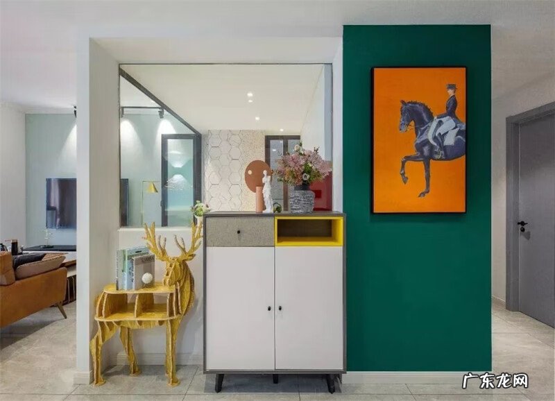 橙色床头配什么颜色四件套 橙色的床风水好吗