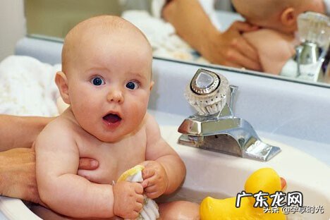 风水含情笑 宝宝对你笑是什么意思