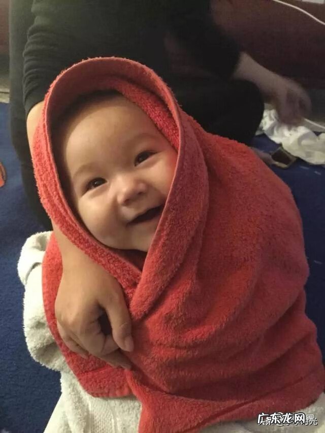 风水含情笑 宝宝对你笑是什么意思