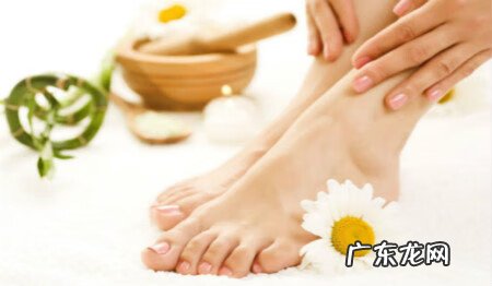 冬天手脚冰凉怎么改善 冬天手脚冰凉咋办