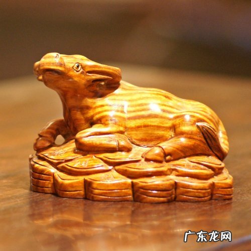 风水摆件铜牛 风水铜牛买什么形状的好