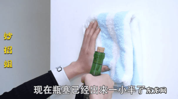 红酒除了开瓶器还能怎么开 没有开瓶器怎样开红酒瓶