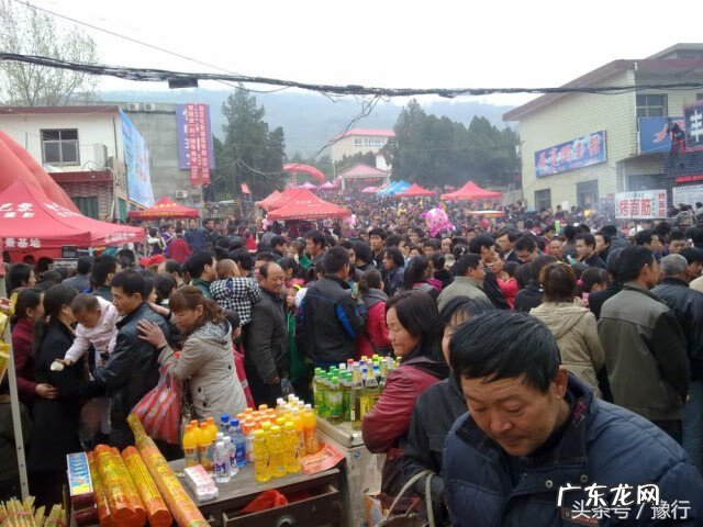 黑色的石头是什么石 黑石头风水讲究