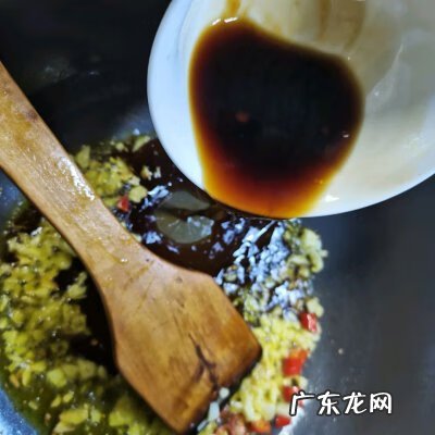 黄秋葵怎么吃比较好 黄秋葵怎么吃才好吃