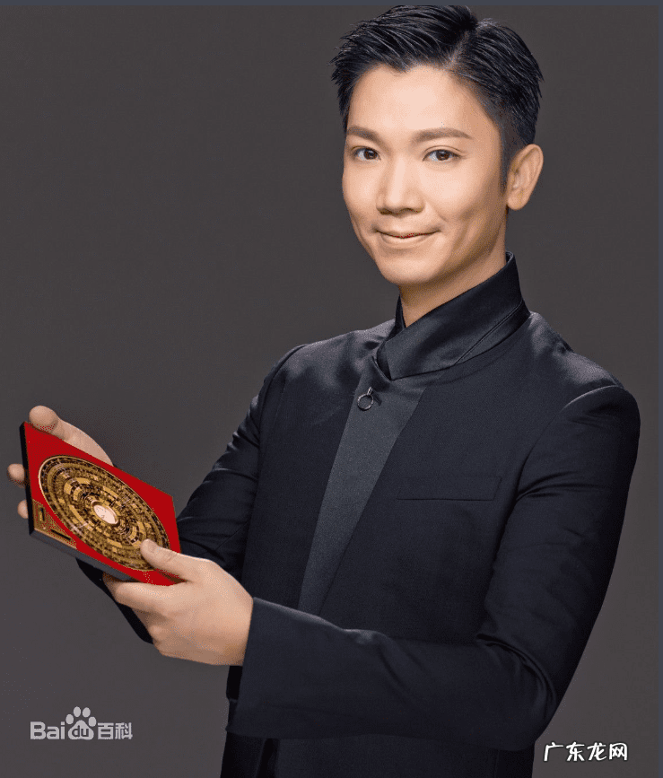 李居明财位布局 李居明真的帮李嘉诚看过风水吗