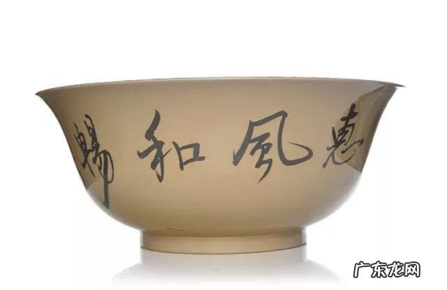 陶瓷缸装水好不好 风水陶缸要不要底座