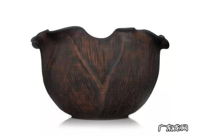 陶瓷缸装水好不好 风水陶缸要不要底座