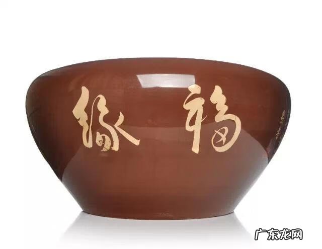 陶瓷缸装水好不好 风水陶缸要不要底座