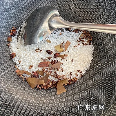 腊肉怎么腌制 腊肉的腌制方法窍门