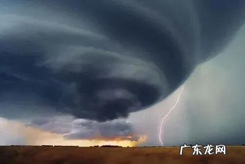 龙卷风怎么形成 龙卷风是怎么转的