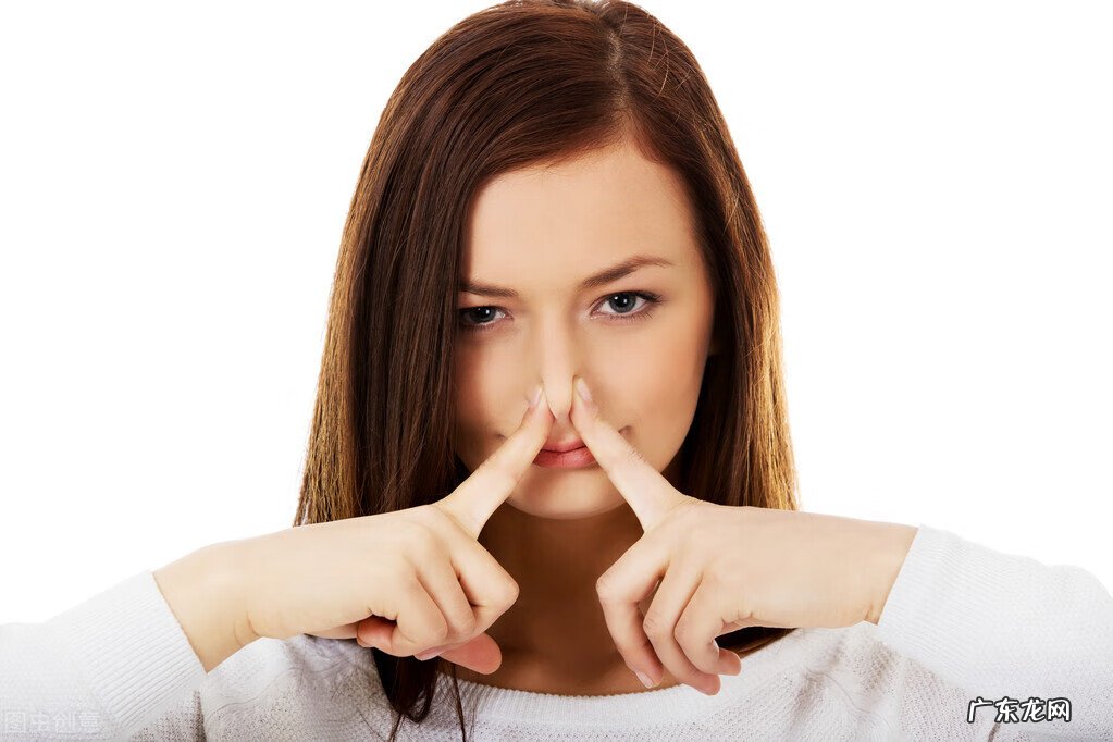 白带发黄有腥臭味是什么原因 白带多有腥臭味是什么原因引起的