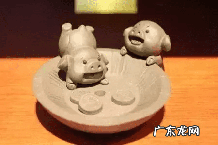 茶盘上的茶具怎么摆放 茶盘风水香插