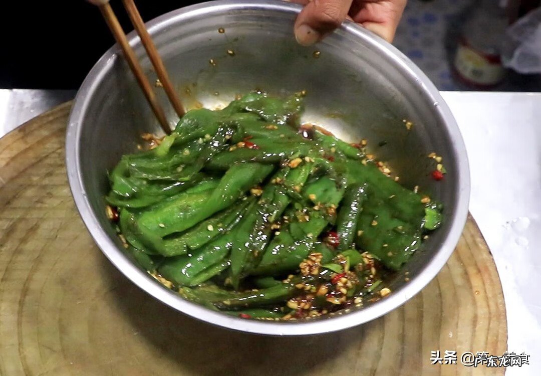 凉拌青椒 青椒