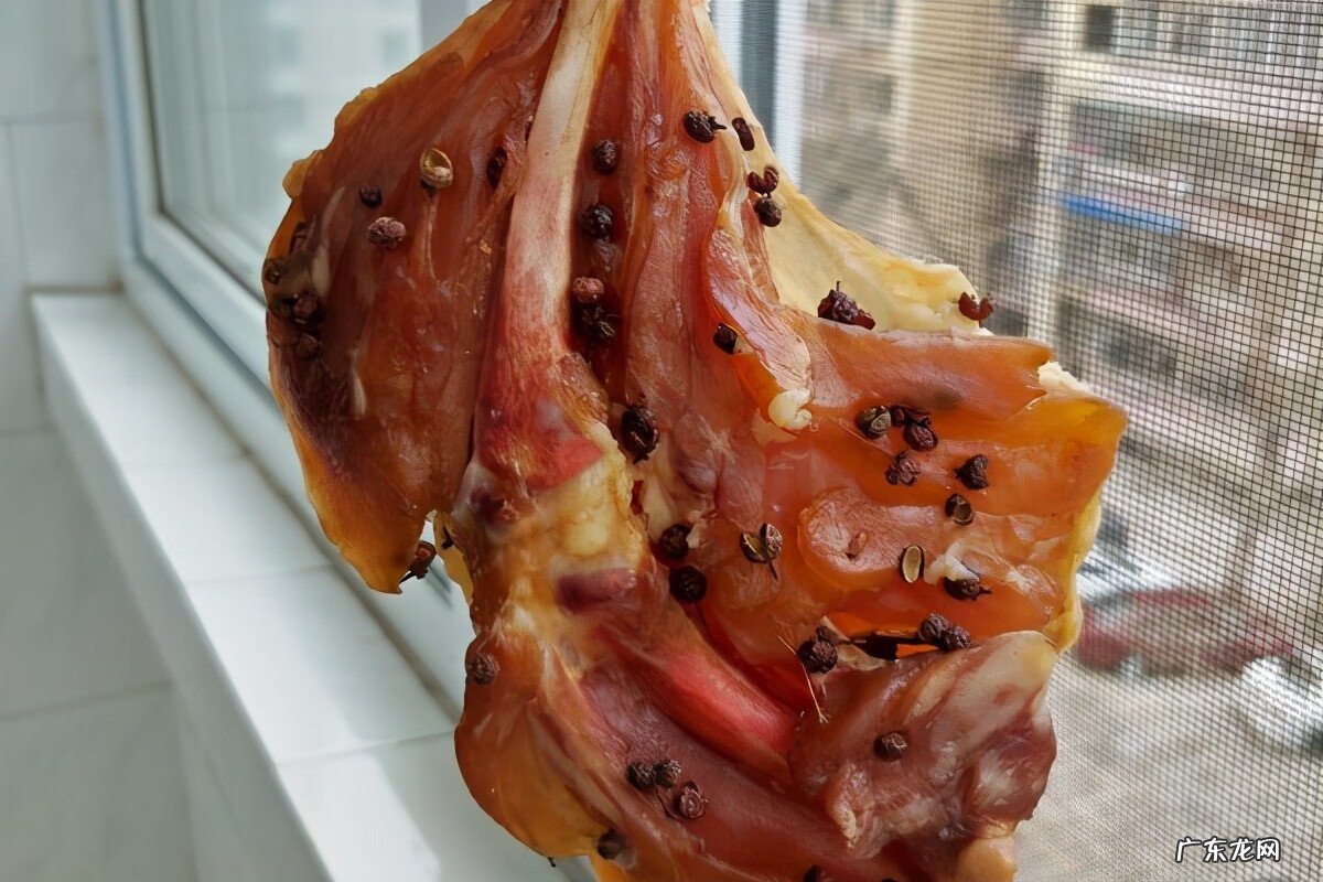 腊鸡腿烧土豆 腊鸡腿怎么做好吃