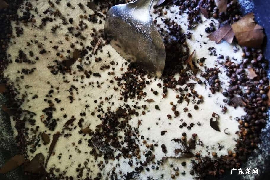 腊鸡腿烧土豆 腊鸡腿怎么做好吃