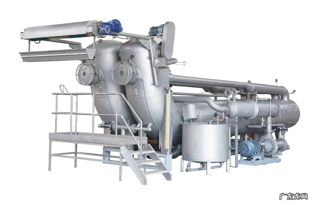 带颜色的衣服染色了怎么办 成衣染色是什么意思