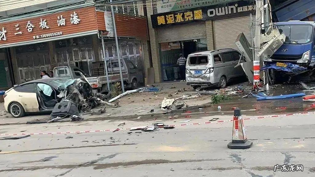 三问特斯拉失控案:刹车到底踩没踩?数据能否被篡改?谁在撒谎?