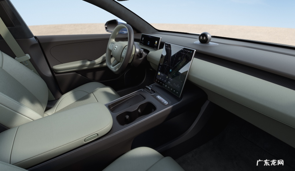 李斌自曝蔚来版Model Y,明年推5款新车,市值一夜涨超180亿