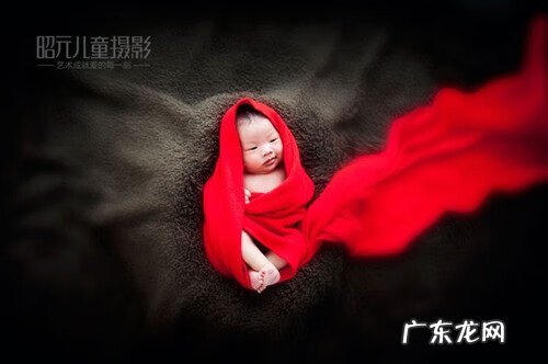 新生儿直接喝奶粉好吗 新生儿喝奶粉的温度多少合适