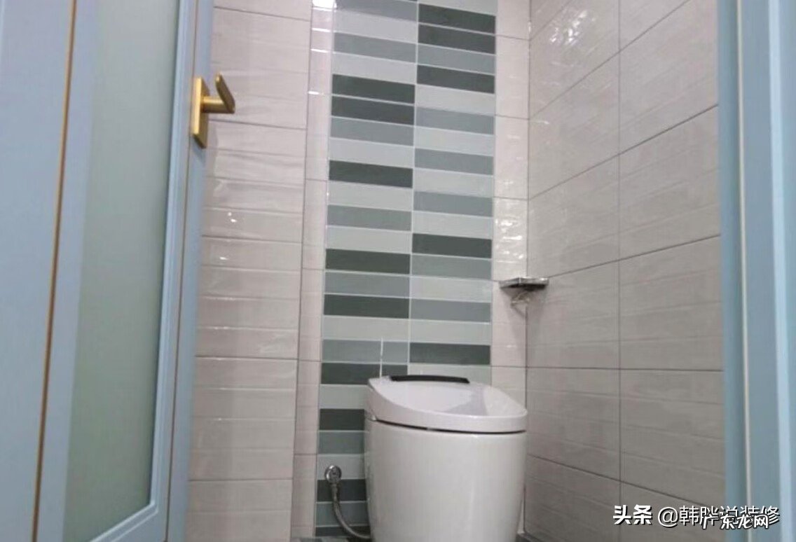 柜门高低不平如何调整视频 风水镜柜门板盖不住怎么调节