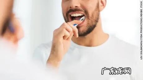 每次刷牙的时间 刷牙时间至少几分钟