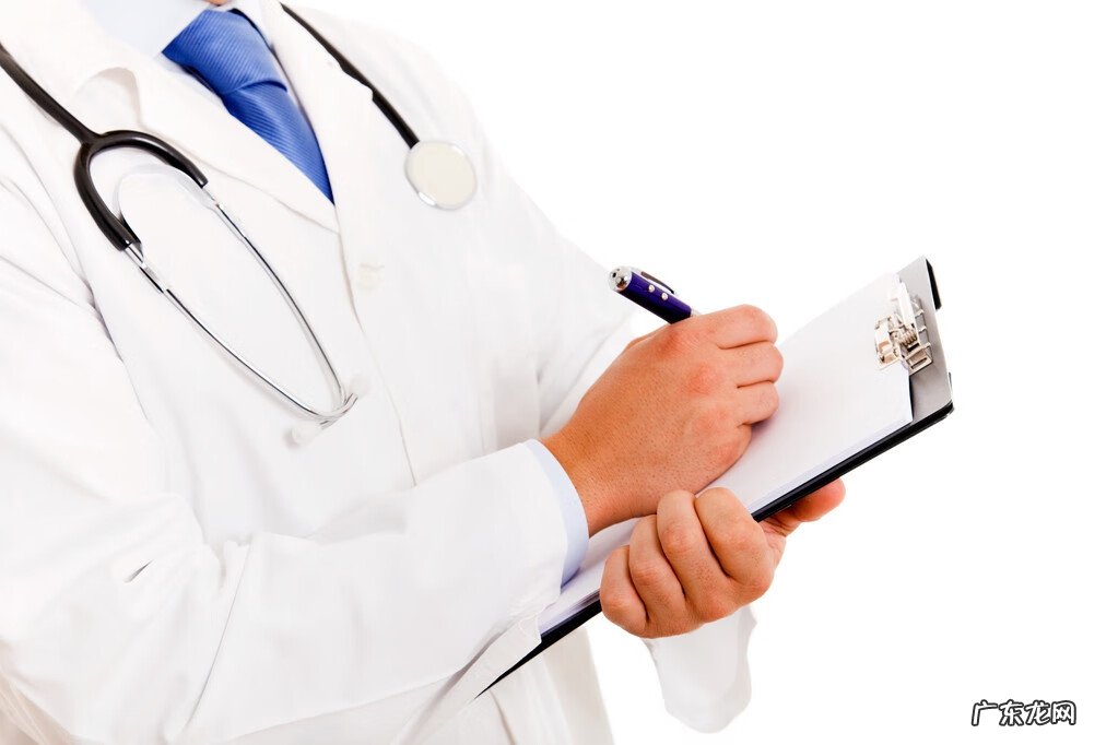 甲状腺瘤严重不 甲状腺肿瘤怎么引起的