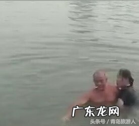 背对大海下句接 背对海浪