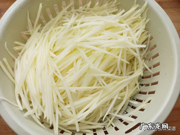 土豆的做法简单好吃 土豆的做法有哪些