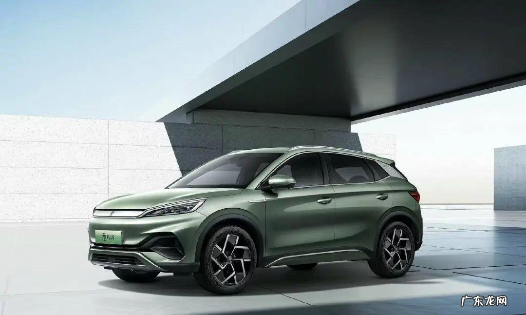 特斯拉新车“Model Q”揭密:两厢或跨界磷酸铁锂电池,续航400km+