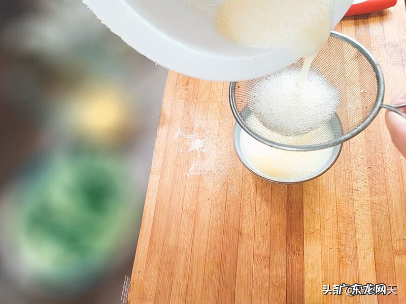 请问鸡蛋糕怎么蒸 鸡蛋糕怎么蒸又嫩又好吃