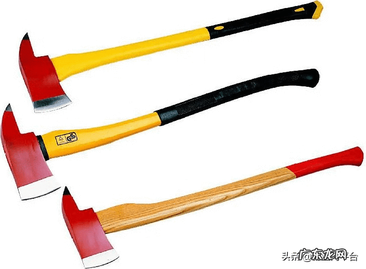 门上挂斧头应该怎样摆放 门口挂斧头斧怎么挂,挂在什么位置
