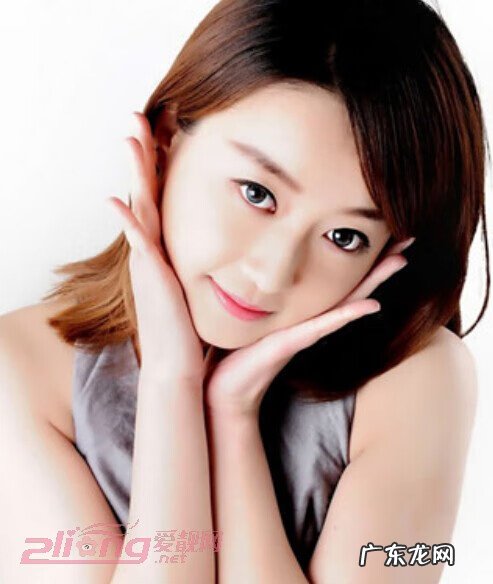 脑门老是长痘痘是什么原因 脑门上长痘痘是因为什么