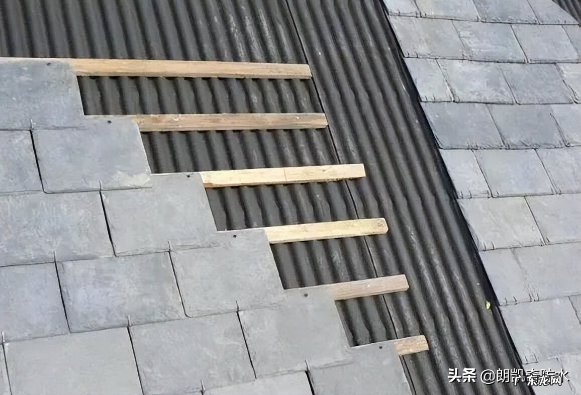 屋面瓦厂家 屋顶盖瓦下雨水泥有影响吗