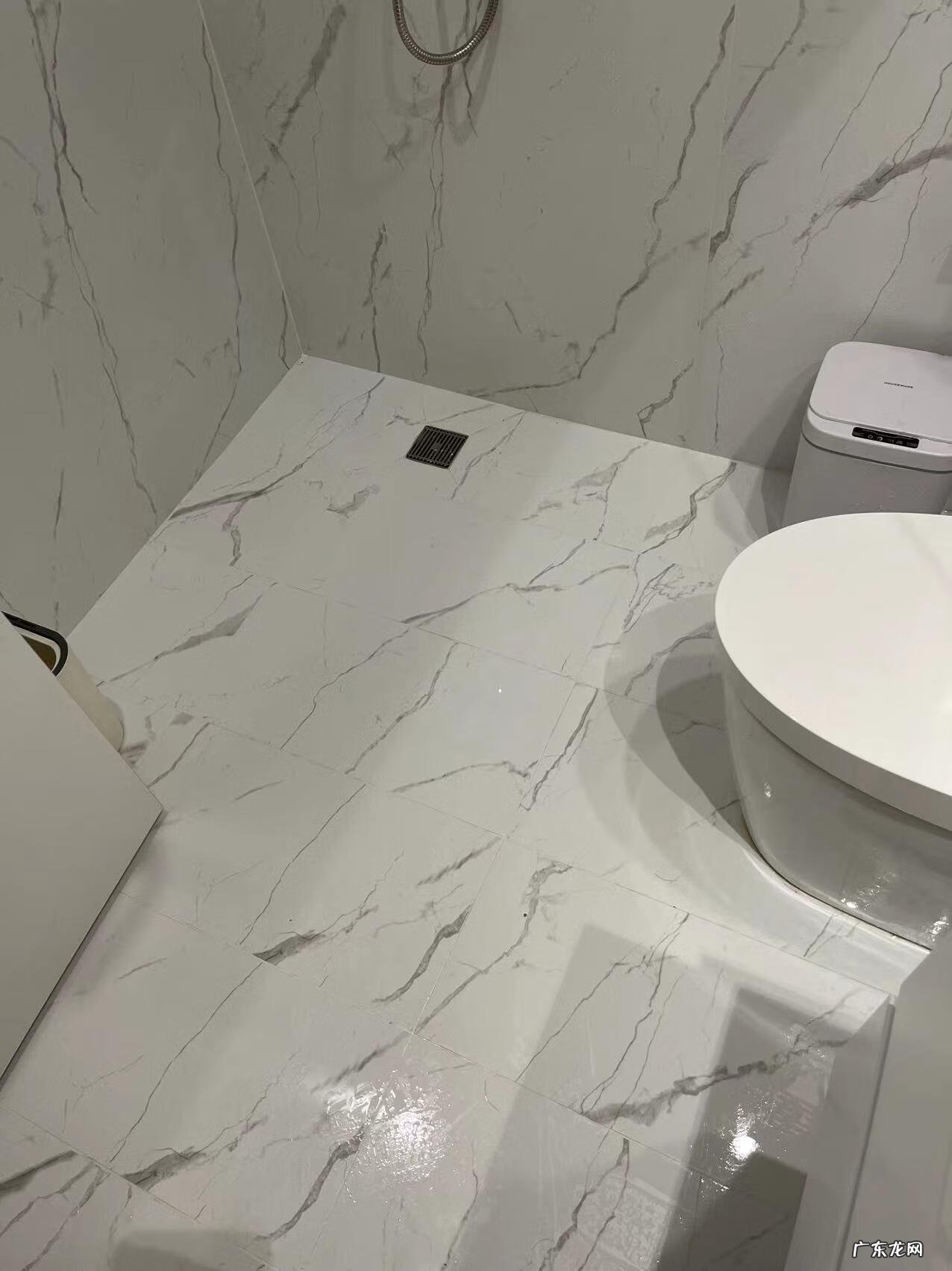 金属花盆带滑轮底托盘 带滑轮的花盆托盘