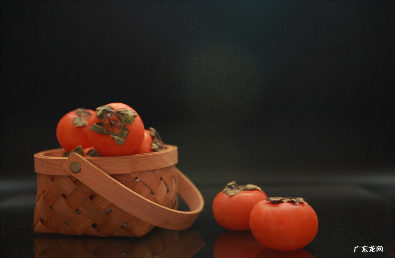 柿子和哪些东西不能一起吃 柿子不能和什么同吃?