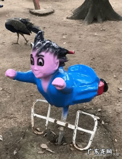 沙发后挂画风水禁忌 什么蛋长在墙上