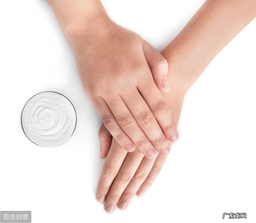 寻常疣是怎么回事 寻常疣是什么原因造成的