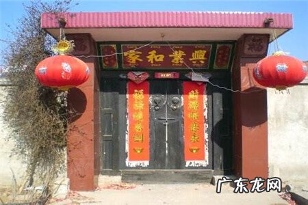 客厅里挂灯笼的风水 门口吊灯笼风水