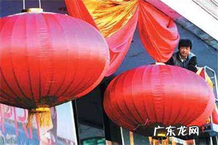 客厅里挂灯笼的风水 门口吊灯笼风水