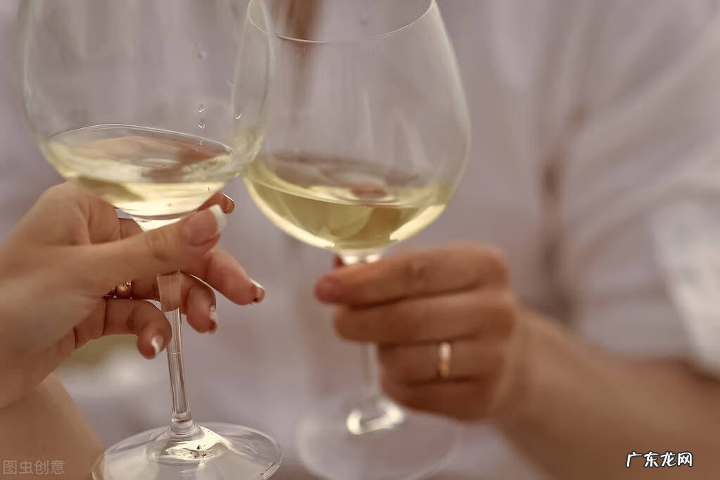 一口气喝酒有什么技巧 酒场喝酒技巧